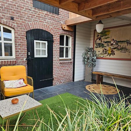 Bed En Box 3610 Bed & Breakfast Oirschot Exterior foto