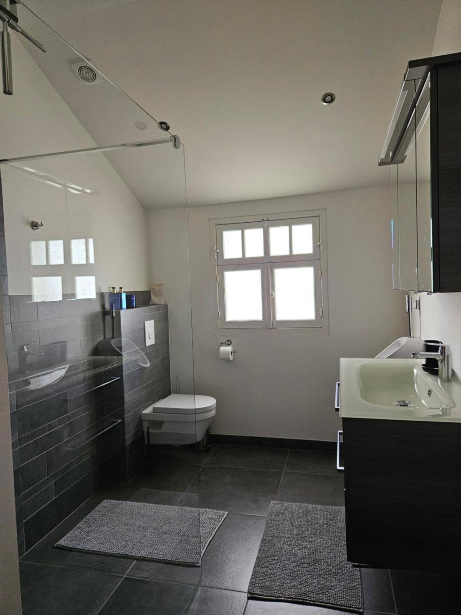 Bed En Box 3610 Bed & Breakfast Oirschot Exterior foto